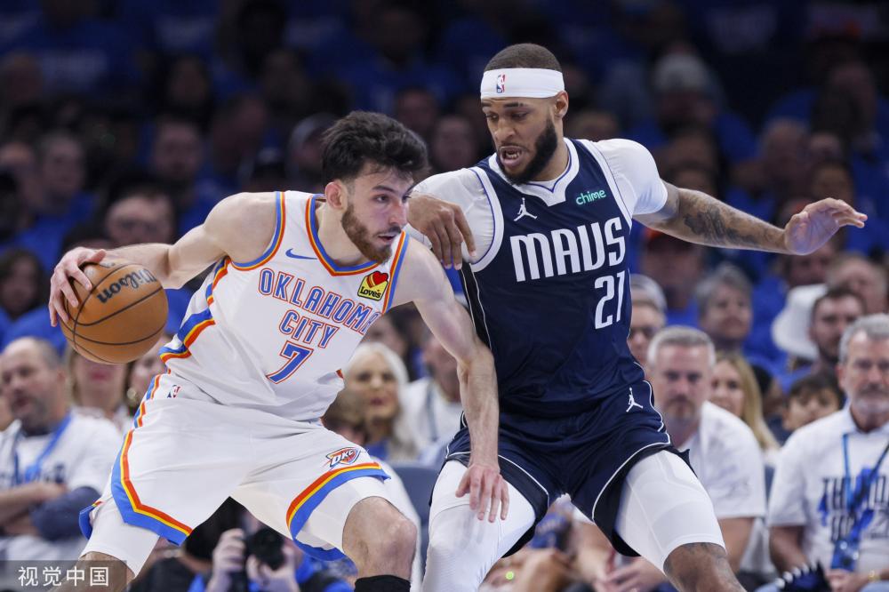 尔凭借自己 尔凭借自己