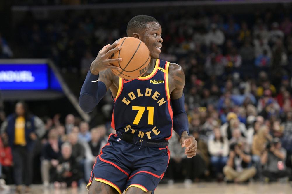 场上相对年 场上相对年